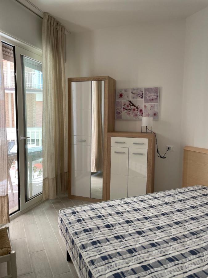 Residence Apollo - Walterigato Apartments Solo Per Famiglie Лидо ди Йезоло Екстериор снимка