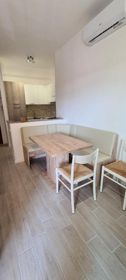 Residence Apollo - Walterigato Apartments Solo Per Famiglie Лидо ди Йезоло Екстериор снимка