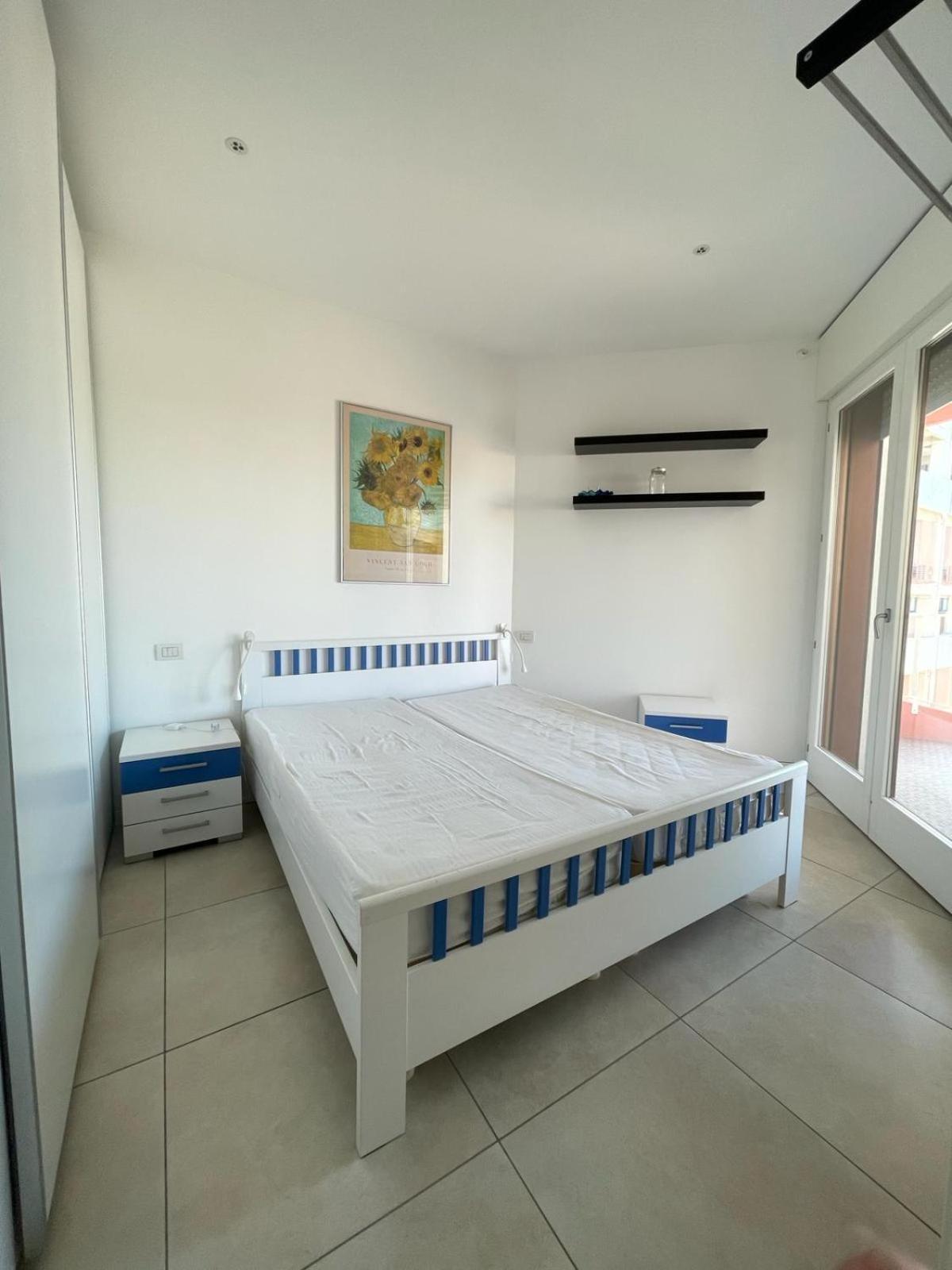 Residence Apollo - Walterigato Apartments Solo Per Famiglie Лидо ди Йезоло Екстериор снимка