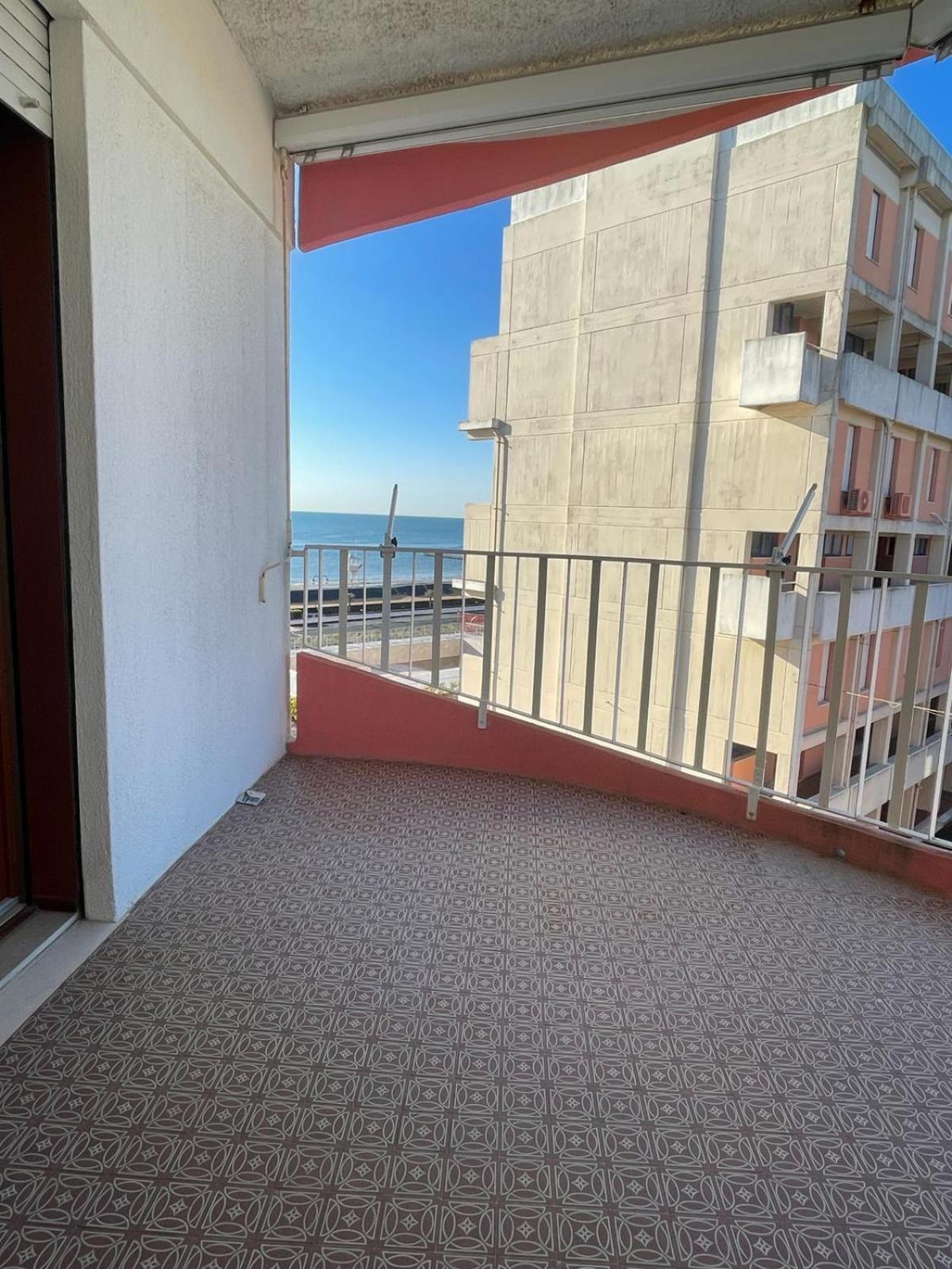 Residence Apollo - Walterigato Apartments Solo Per Famiglie Лидо ди Йезоло Екстериор снимка