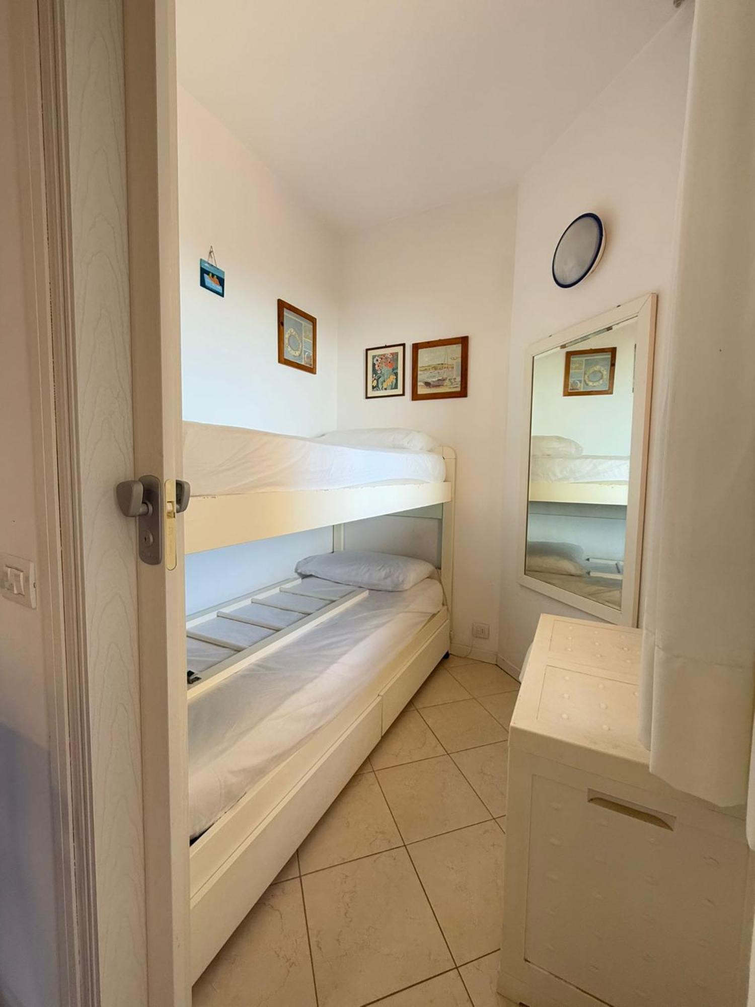 Residence Apollo - Walterigato Apartments Solo Per Famiglie Лидо ди Йезоло Екстериор снимка