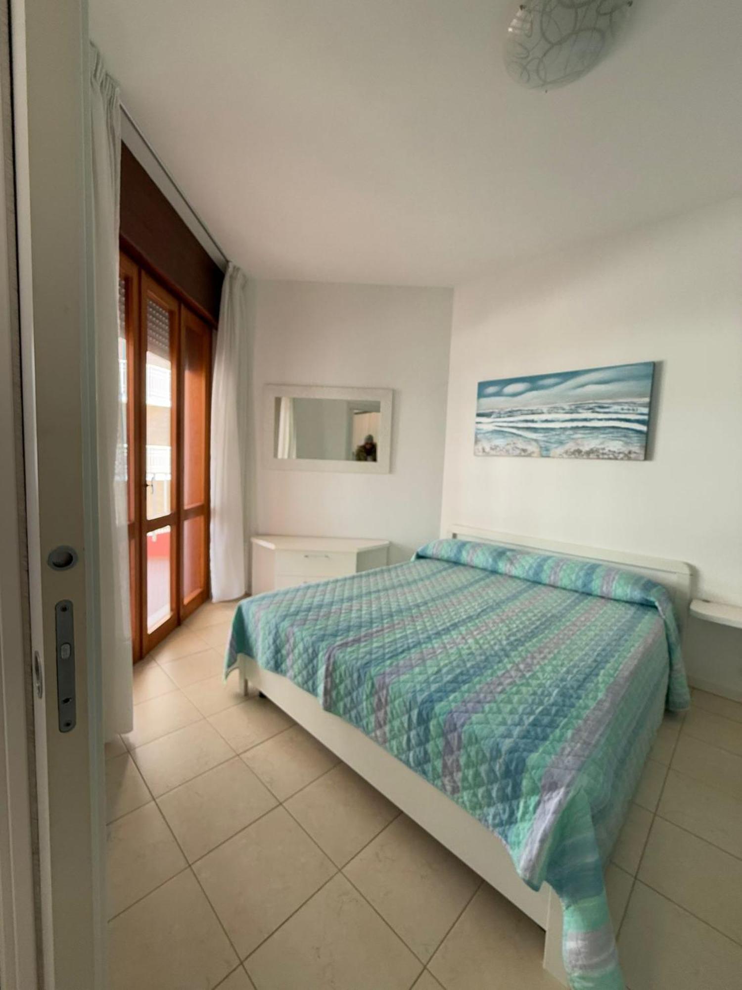 Residence Apollo - Walterigato Apartments Solo Per Famiglie Лидо ди Йезоло Екстериор снимка