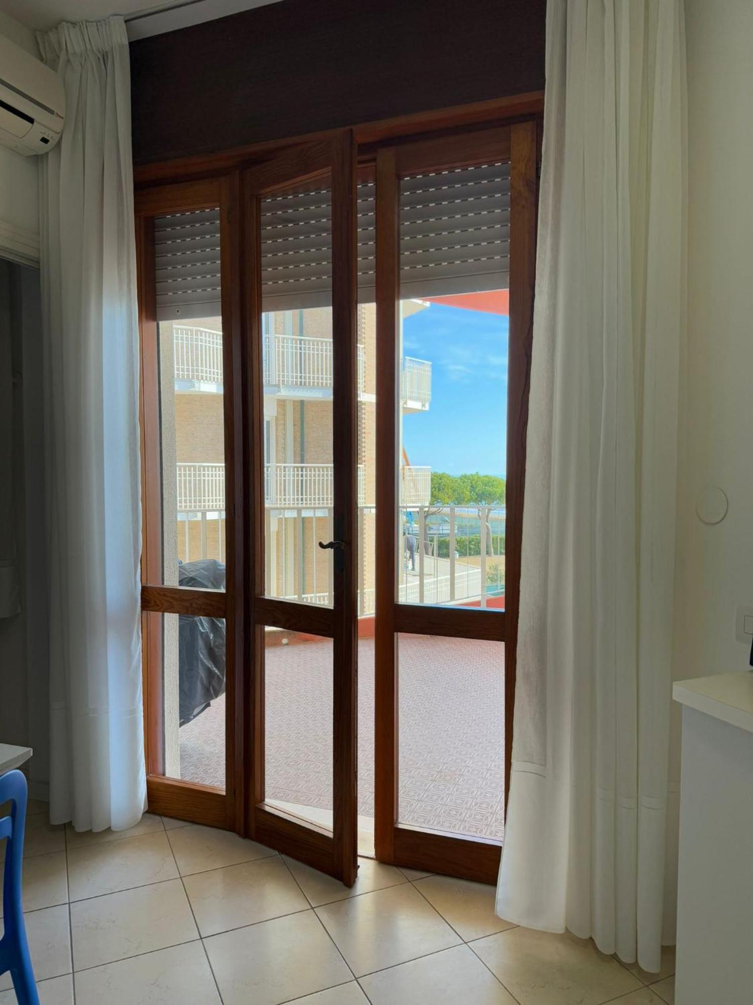 Residence Apollo - Walterigato Apartments Solo Per Famiglie Лидо ди Йезоло Екстериор снимка